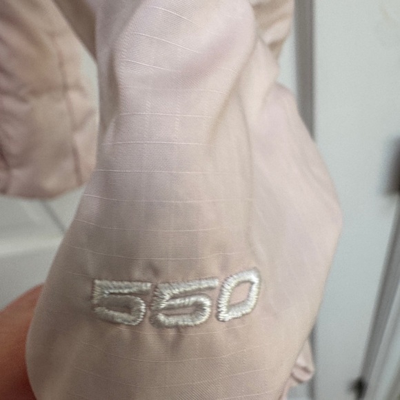 The North Face 3T Girls Black & Pink 550 Down Reversible Puffer Jacket - Picture 11 of 14